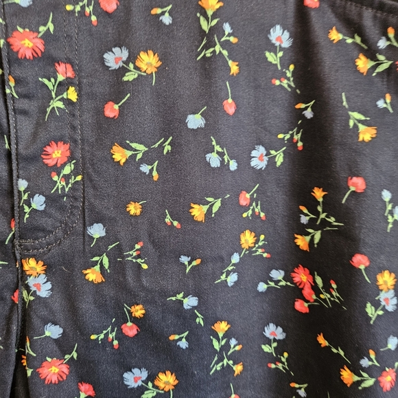 St. John Ba Floral Print Capri Pants Size 18W. - Picture 6 of 7